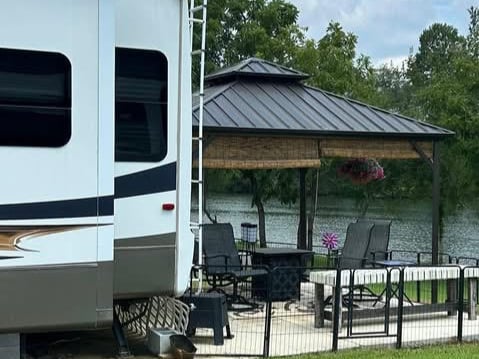 Hiwassee island 2 (1)